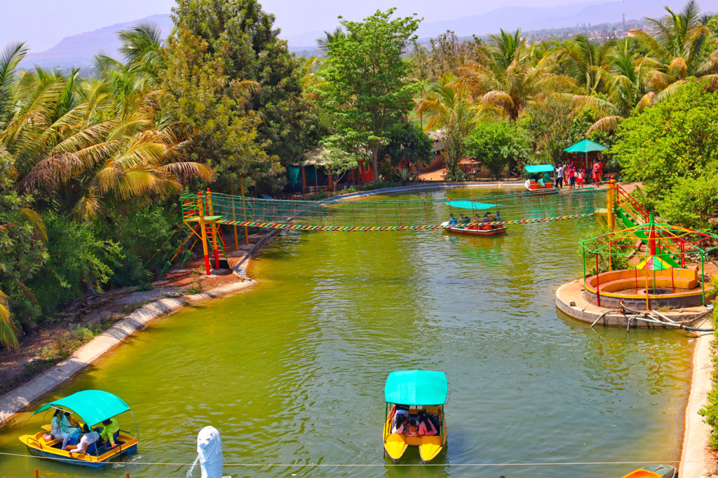 Boating, Janki Agro, Borgaon, Satara.