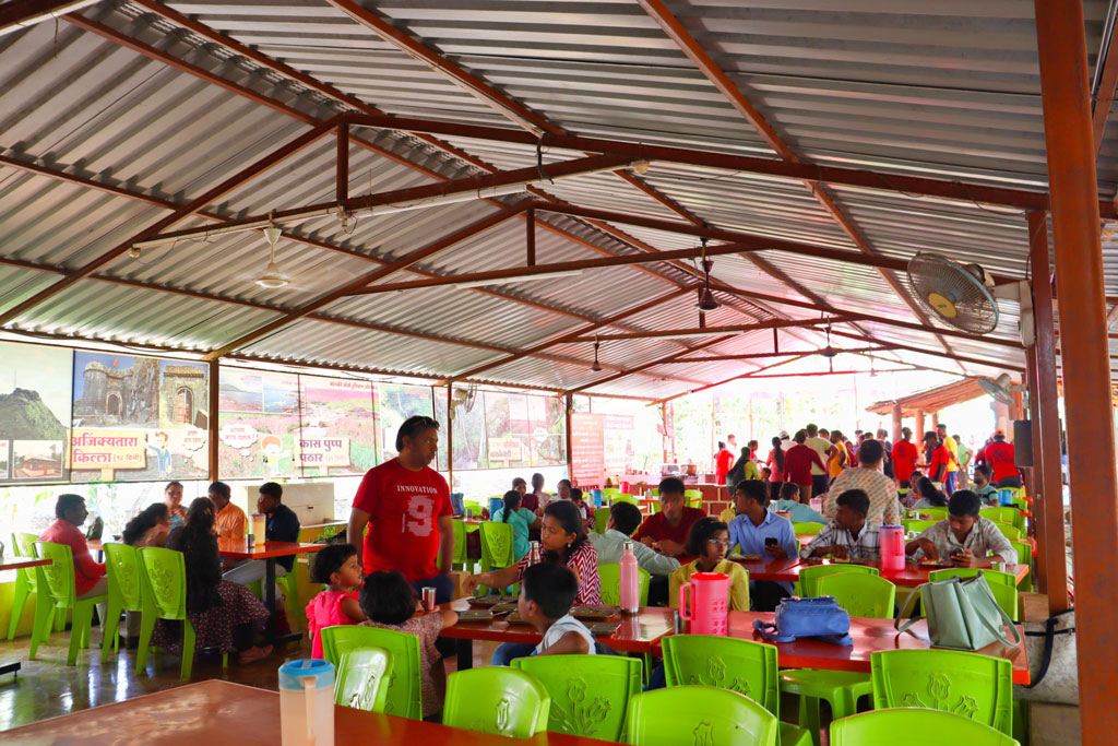 Canteen Facility, Janki Agro, Borgaon, Satara.